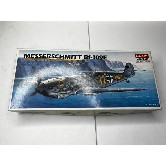 1/72 ACADEMY MINICRAFT MESSERSCHMITT Bf-109E MODEL KIT # 1668 - Picture 2 of 8